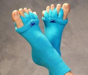 Foot alignment socks